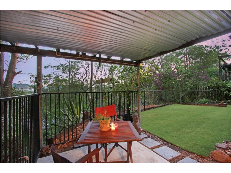 34 Caesar Road, Ferny Hills QLD 4055