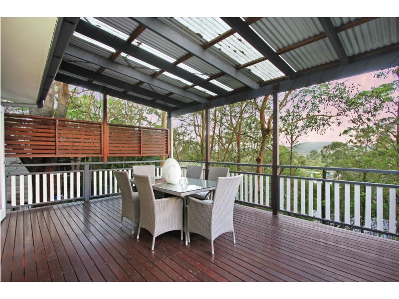 34 Caesar Road, Ferny Hills QLD 4055