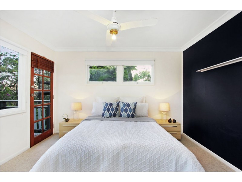 34 Caesar Road, Ferny Hills QLD 4055