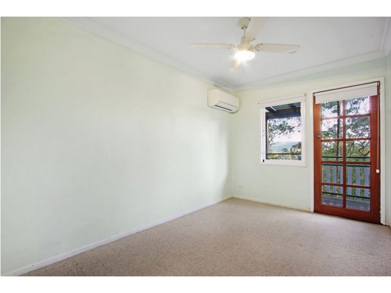 34 Caesar Road, Ferny Hills QLD 4055