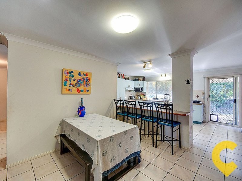 7 Arlington Drive, Arana Hills QLD 4054