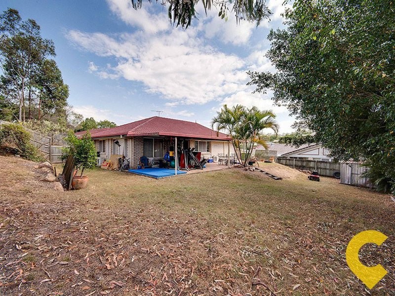 7 Arlington Drive, Arana Hills QLD 4054