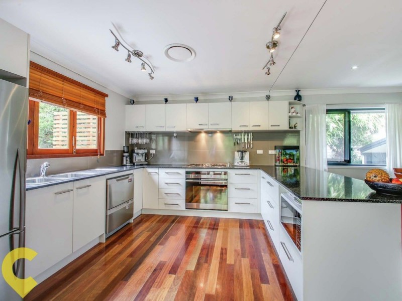 42 View Crescent, Arana Hills QLD 4054