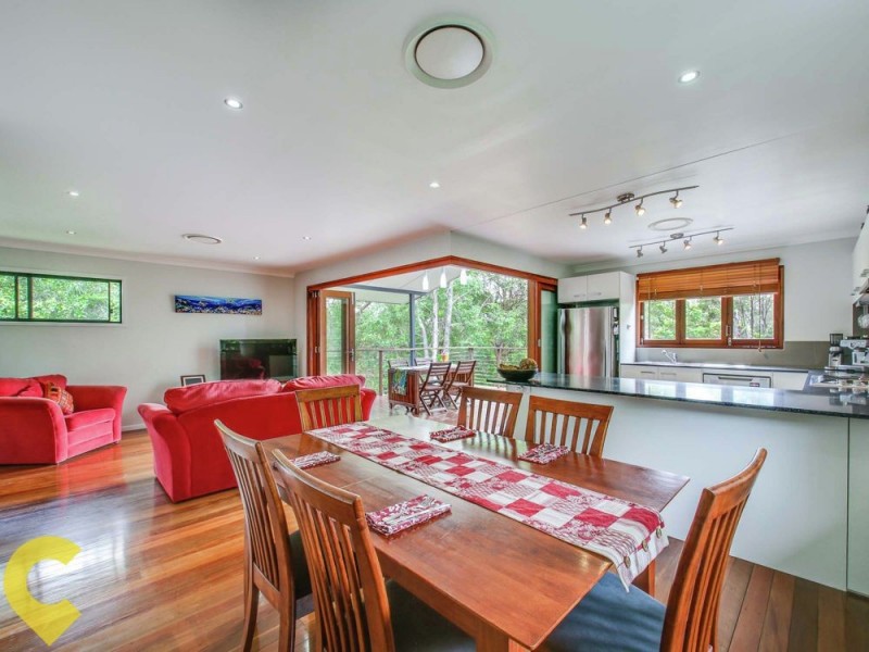 42 View Crescent, Arana Hills QLD 4054