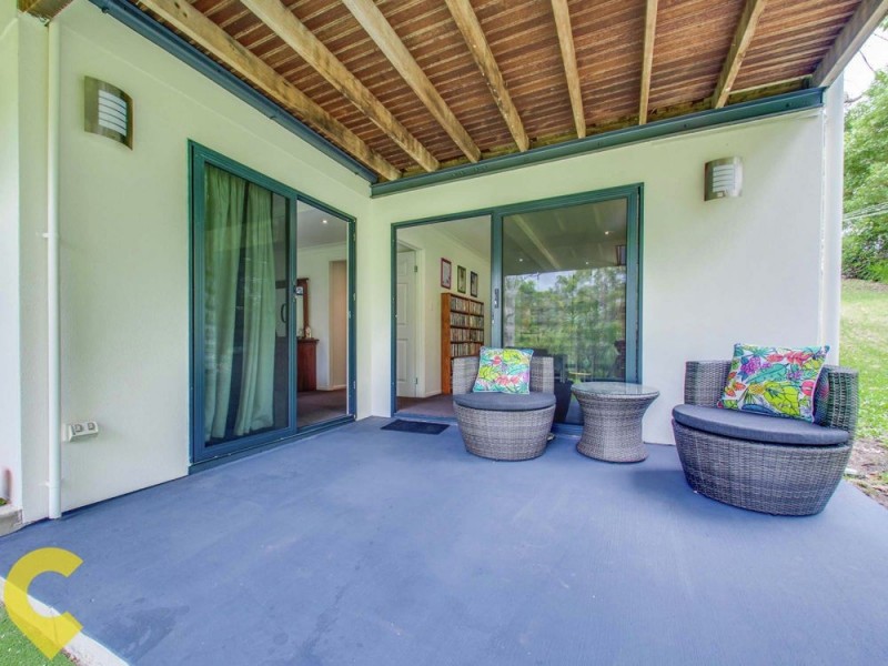 42 View Crescent, Arana Hills QLD 4054