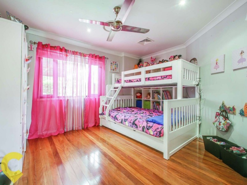 42 View Crescent, Arana Hills QLD 4054