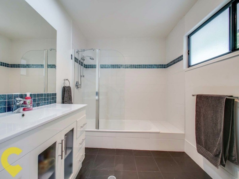 42 View Crescent, Arana Hills QLD 4054