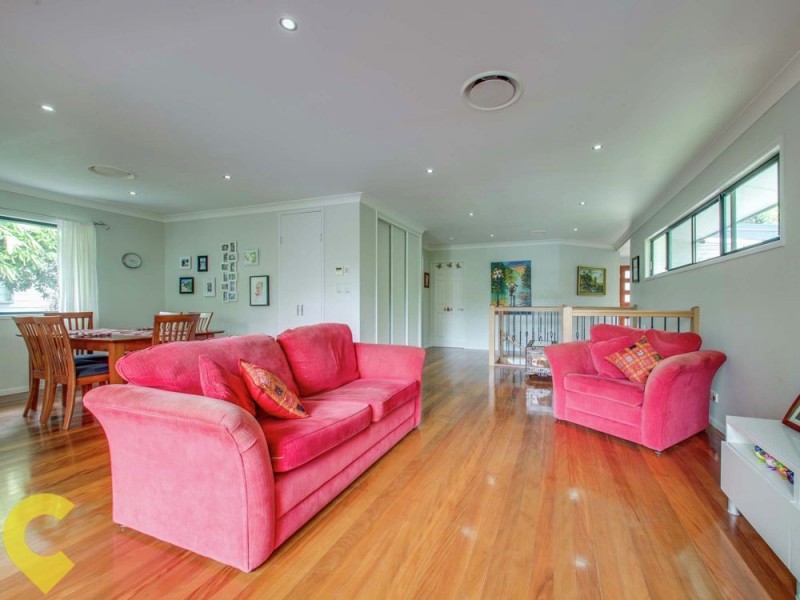 42 View Crescent, Arana Hills QLD 4054