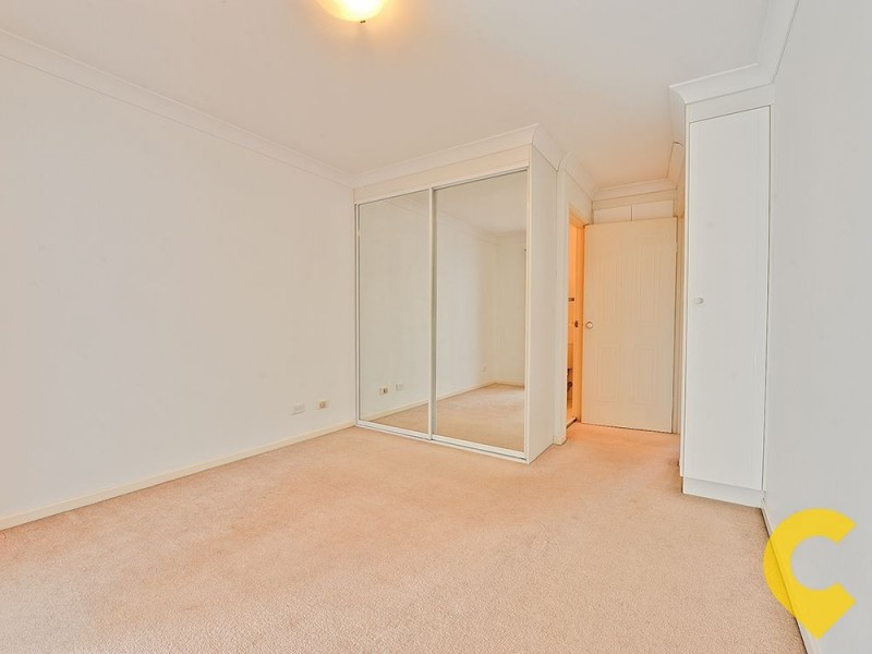 7/36 York Street, Indooroopilly QLD 4068