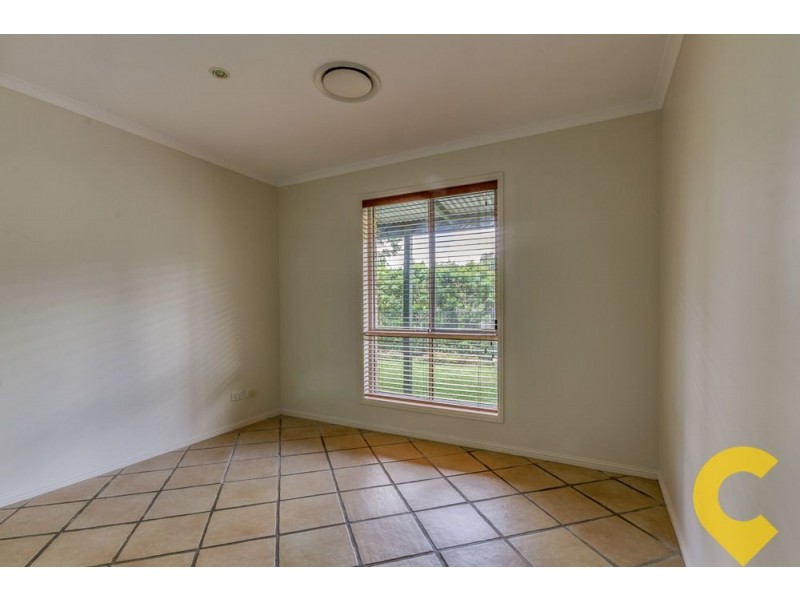 39 Yathong Court, Arana Hills QLD 4054