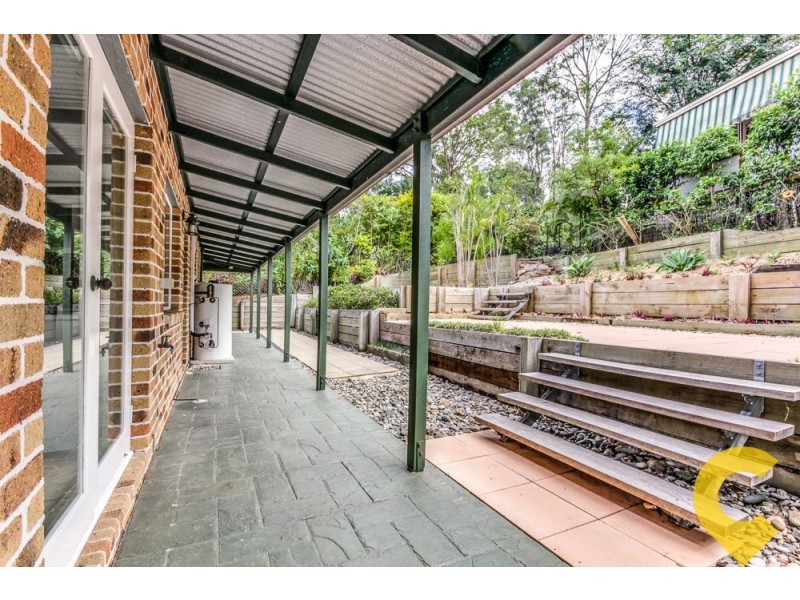 39 Yathong Court, Arana Hills QLD 4054