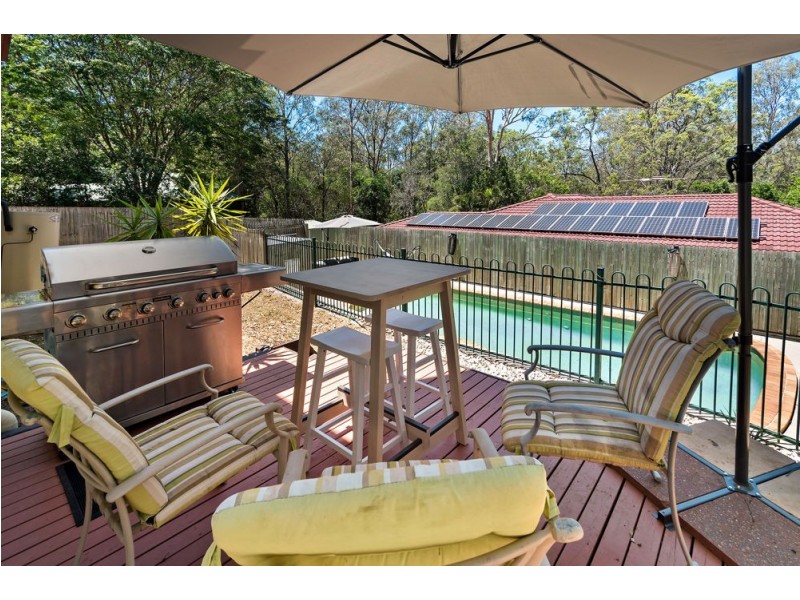 4 Lakeview Court, Joyner QLD 4500