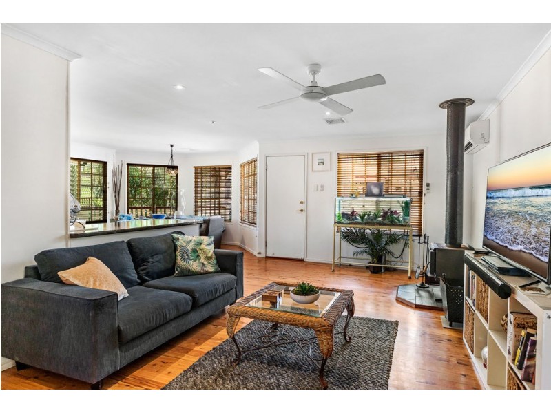 4 Lakeview Court, Joyner QLD 4500