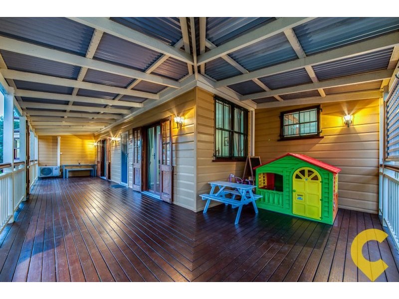 12 Fleetwood Court, Ferny Hills QLD 4055