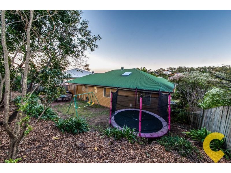 12 Fleetwood Court, Ferny Hills QLD 4055