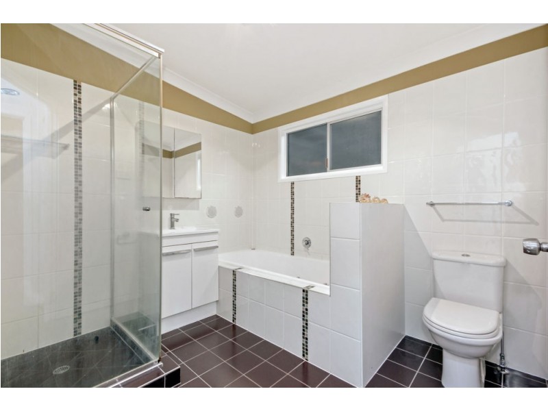 26 Yathong Court, Arana Hills QLD 4054