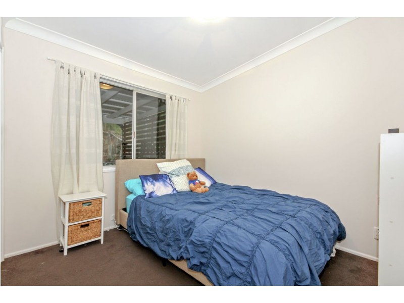 26 Yathong Court, Arana Hills QLD 4054