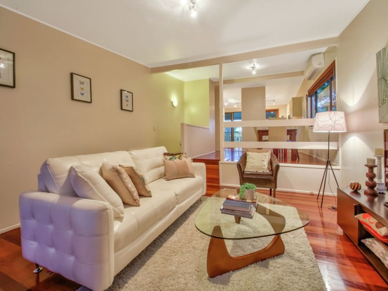 65 Hutton Road, Ferny Hills QLD 4055