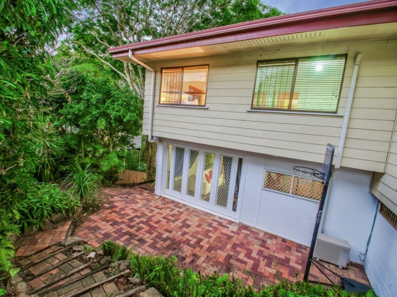 65 Hutton Road, Ferny Hills QLD 4055