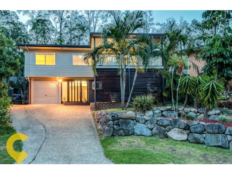 28 Yeerinbool Court, Arana Hills QLD 4054