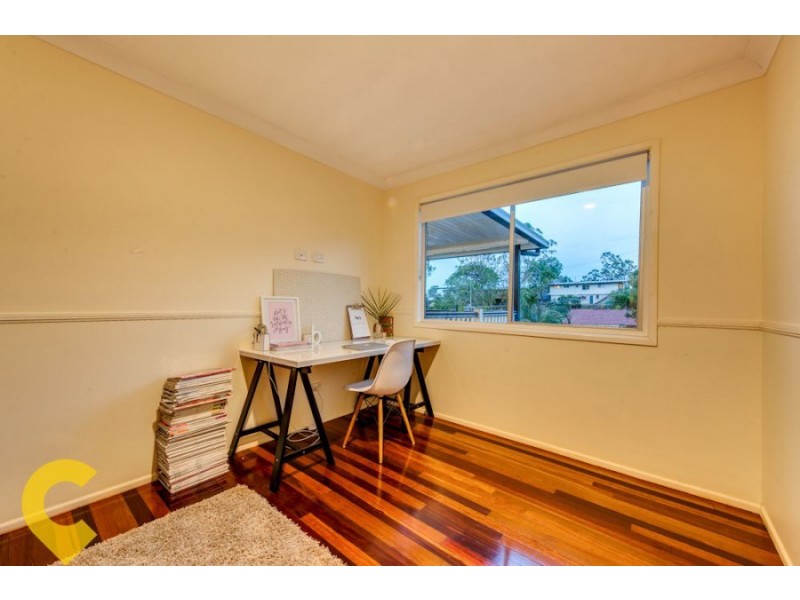 28 Yeerinbool Court, Arana Hills QLD 4054