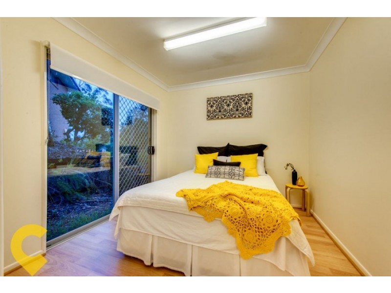 28 Yeerinbool Court, Arana Hills QLD 4054