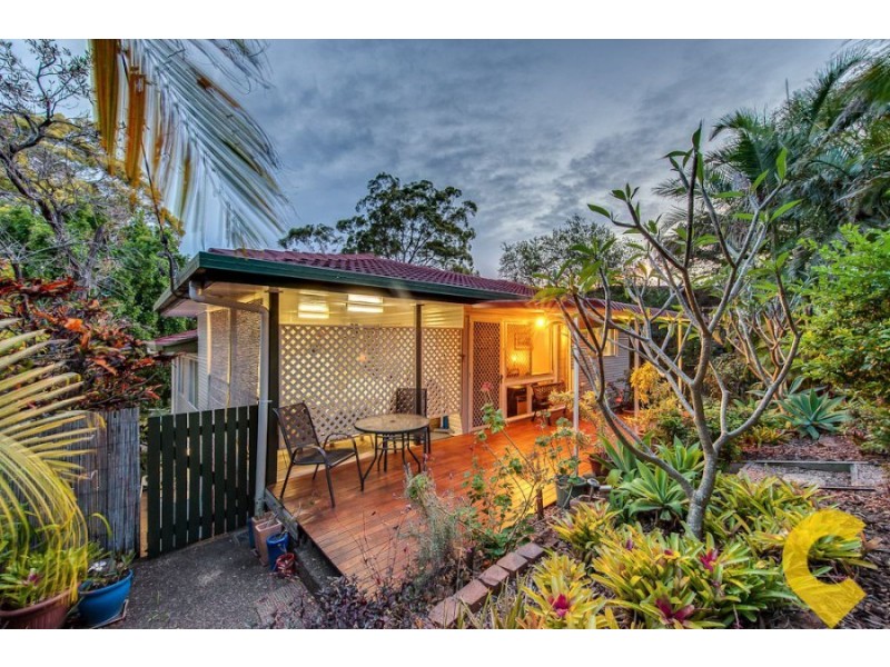 5 Pandorea Street, Everton Hills QLD 4053