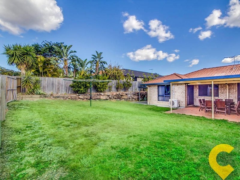 100 Charolais Crescent, Upper Kedron QLD 4055