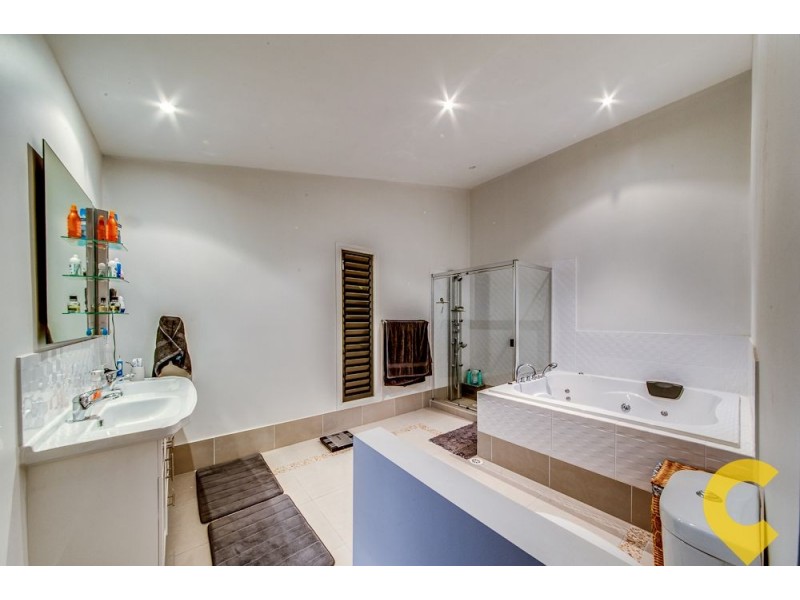 74 Hutton Road, Ferny Hills QLD 4055