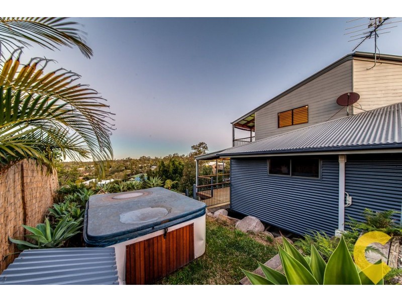 74 Hutton Road, Ferny Hills QLD 4055