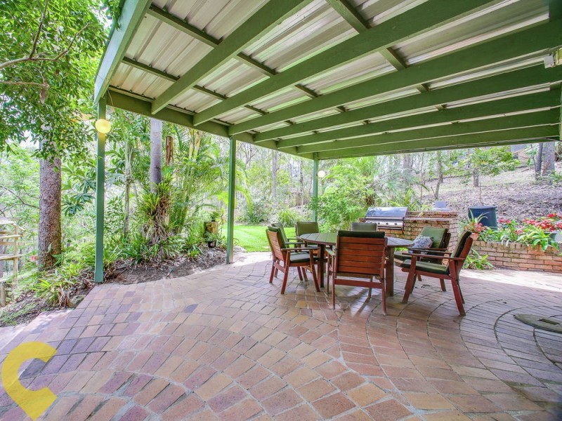 137 Upper Kedron Road, Ferny Grove QLD 4055