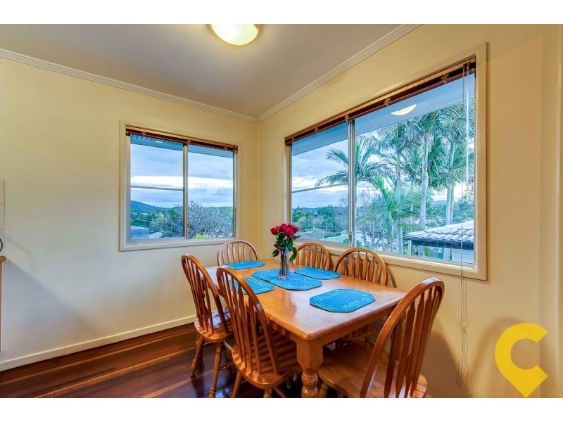 15 Eurobin Crescent, Ferny Hills QLD 4055