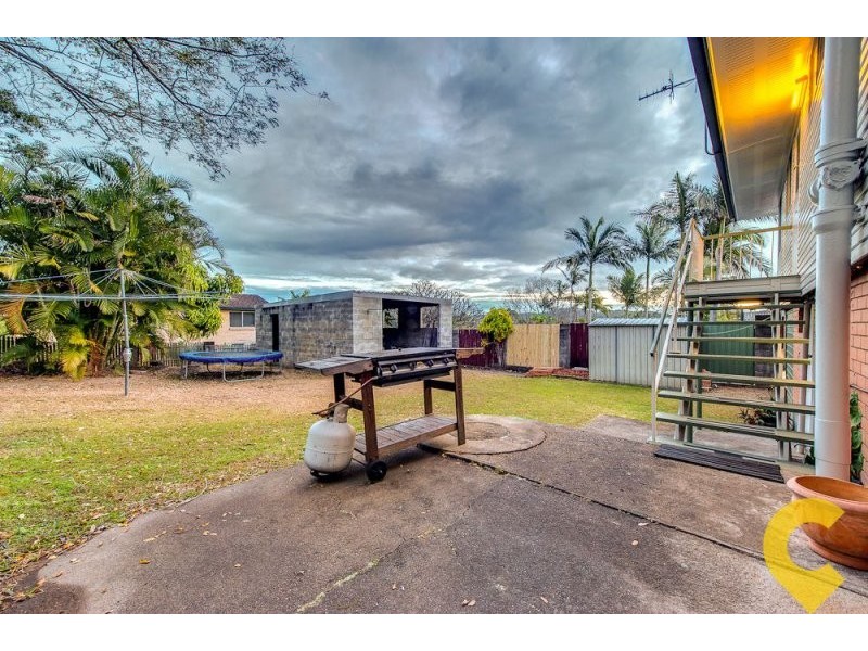 15 Eurobin Crescent, Ferny Hills QLD 4055