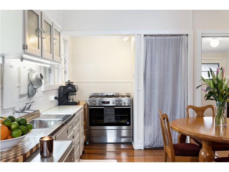 6 Crown Street, Mitchelton QLD 4053