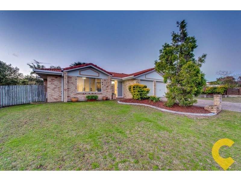 26 Hillenvale Avenue, Arana Hills QLD 4054