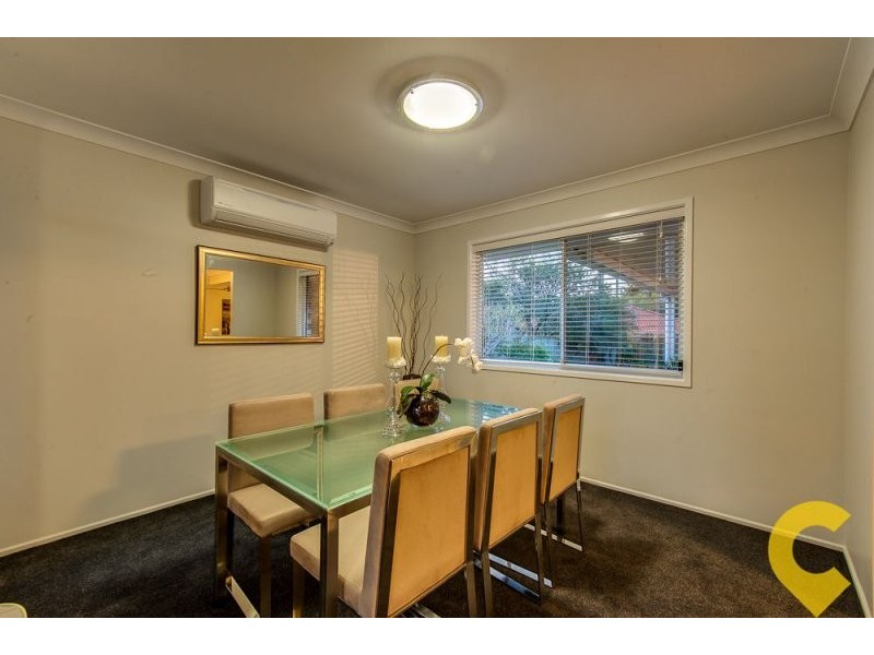 26 Hillenvale Avenue, Arana Hills QLD 4054