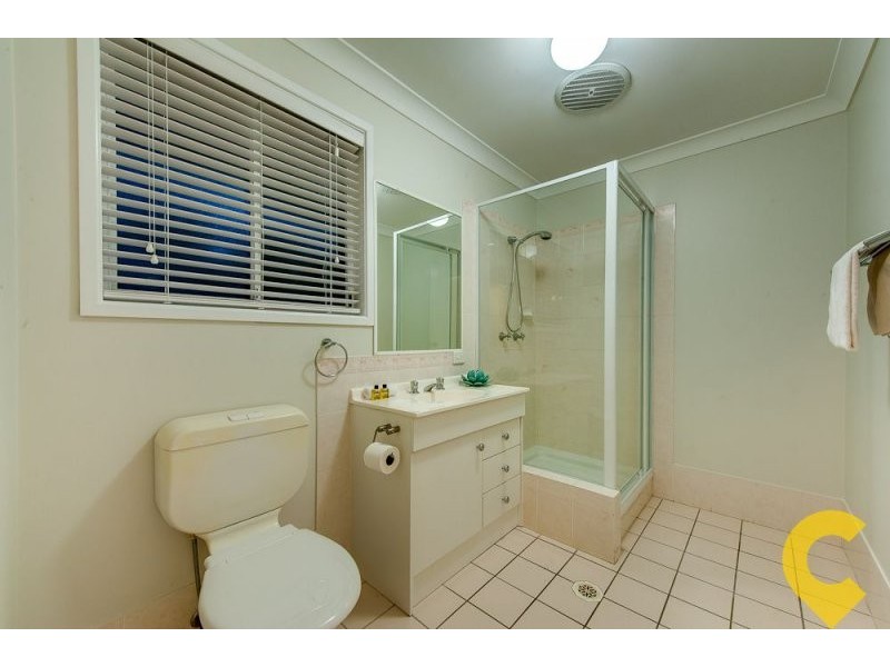 26 Hillenvale Avenue, Arana Hills QLD 4054