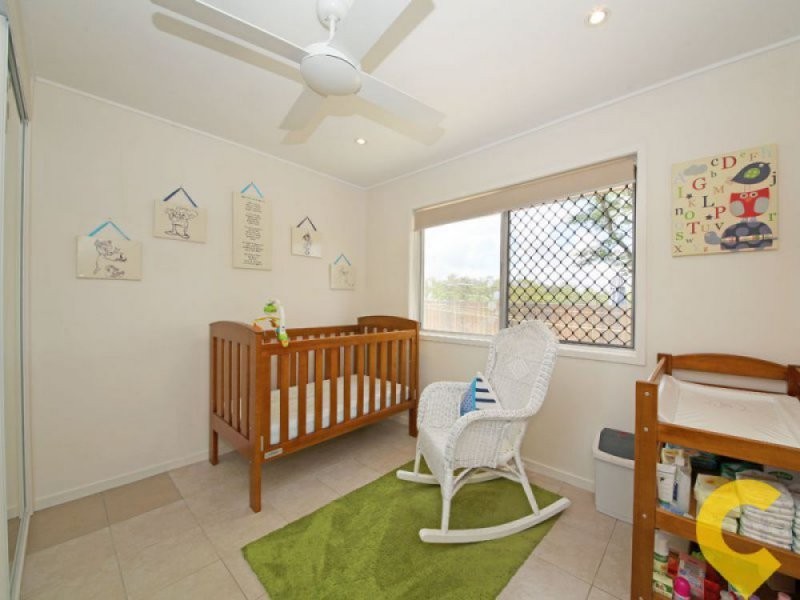 4 Tombondan Crescent, Ferny Hills QLD 4055