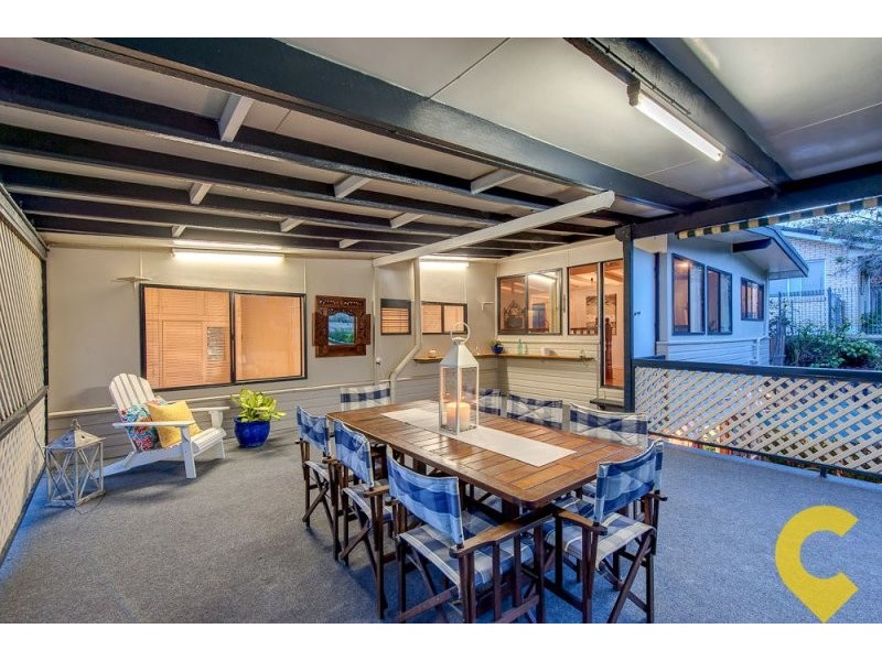 11 Tarnook Drive, Ferny Hills QLD 4055