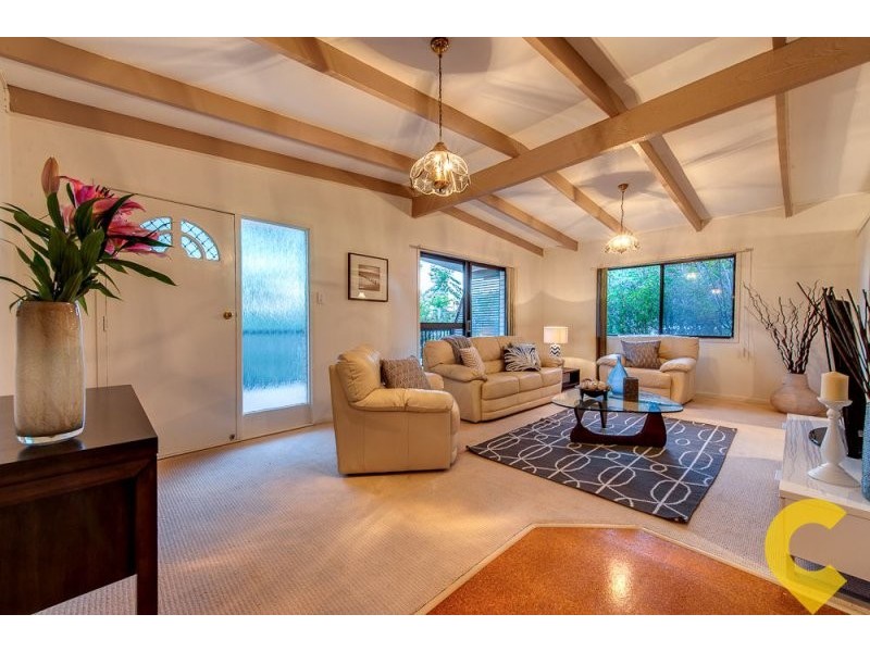 11 Tarnook Drive, Ferny Hills QLD 4055