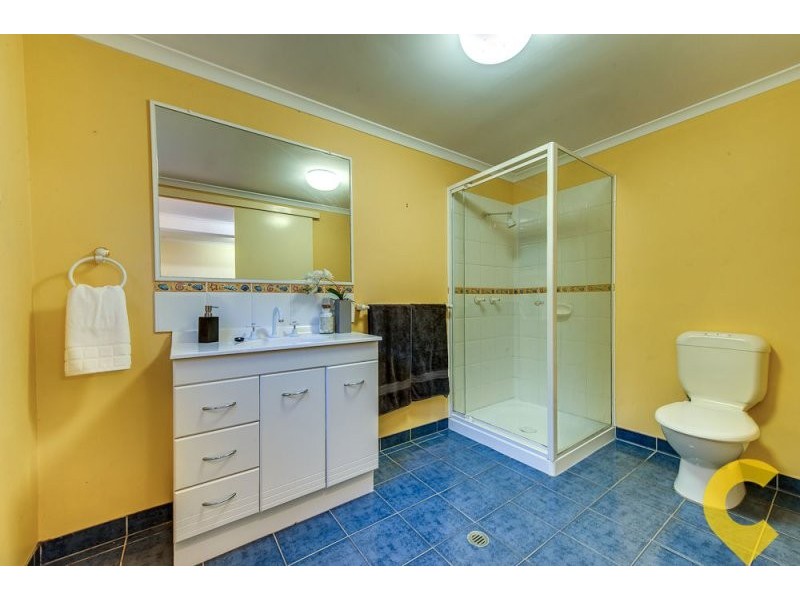 11 Tarnook Drive, Ferny Hills QLD 4055