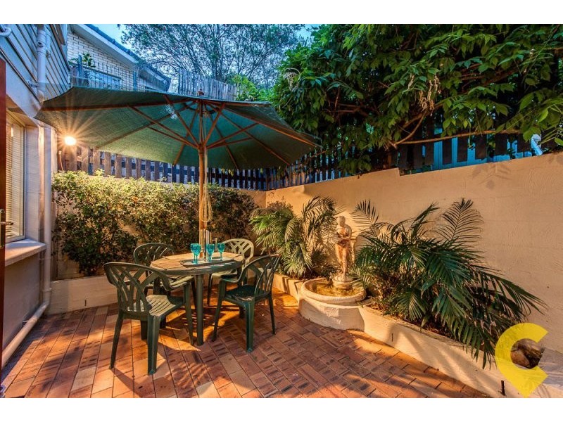 11 Tarnook Drive, Ferny Hills QLD 4055