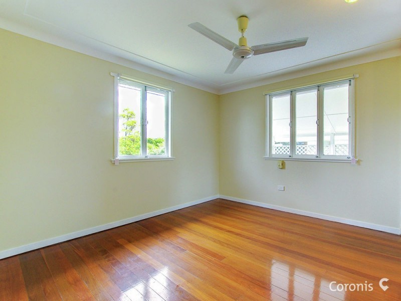 21 Yanderra Avenue, Arana Hills QLD 4054