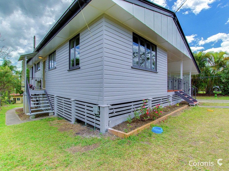 21 Yanderra Avenue, Arana Hills QLD 4054