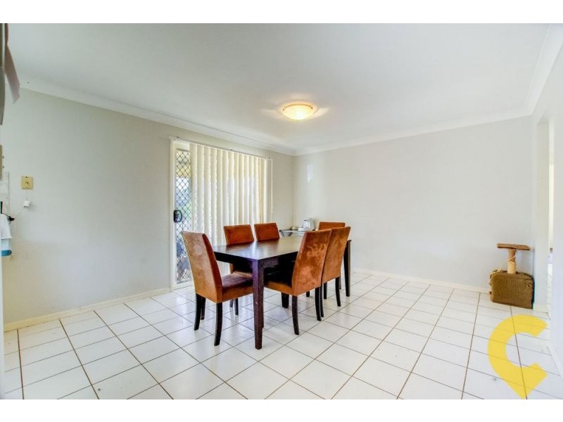 1 Vauton Court, Arana Hills QLD 4054