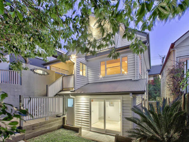 11 Isaac Street, Spring Hill QLD 4000