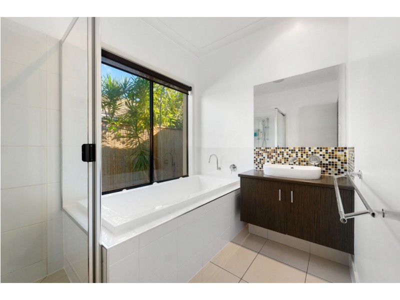 35 Forrestal Circuit, North Lakes QLD 4509