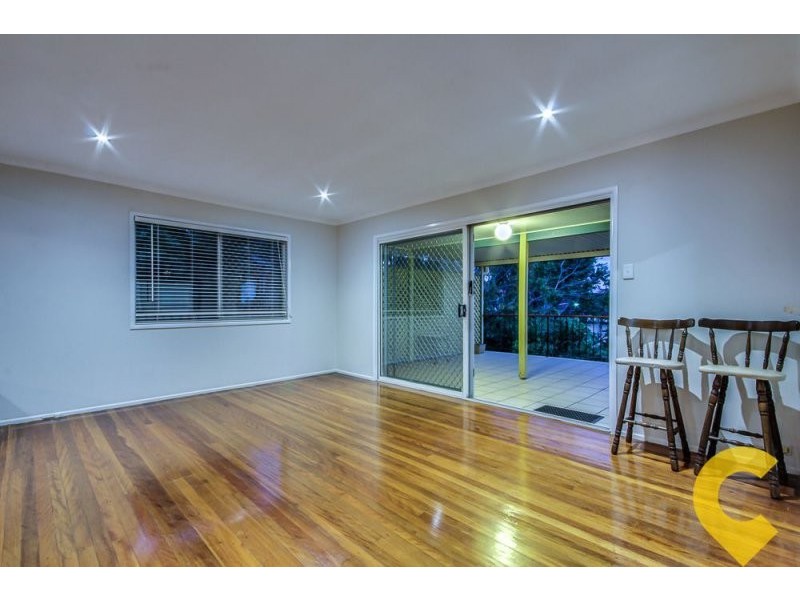 6 Grandis Court, Everton Hills QLD 4053