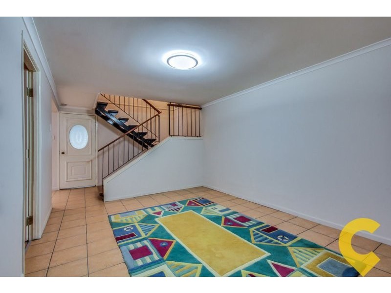 6 Grandis Court, Everton Hills QLD 4053