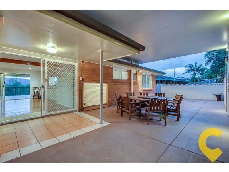 6 Grandis Court, Everton Hills QLD 4053